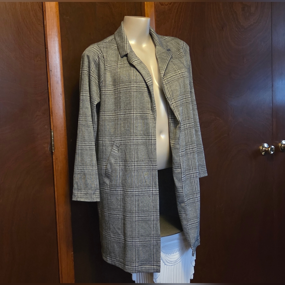 MELLODAY Women's Black and White Plaid Blazer